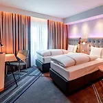 Hotel Premier München Airport Süd Hallbergmoos
