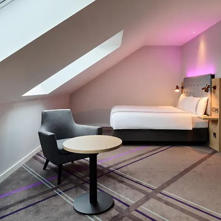 Hotel Premier München Airport Süd 3*